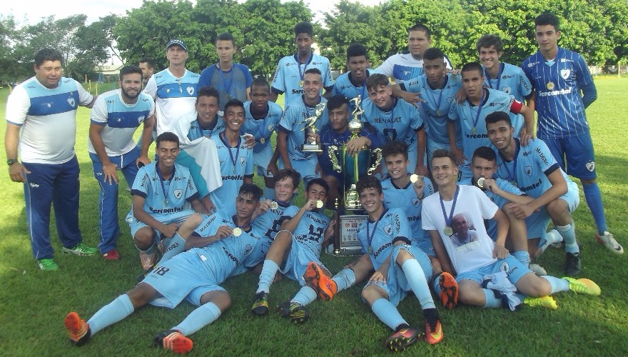 Tubarãozinho é bicampeão pelo Sub-17 Tubarãozinho é bicampeão pelo Sub-17