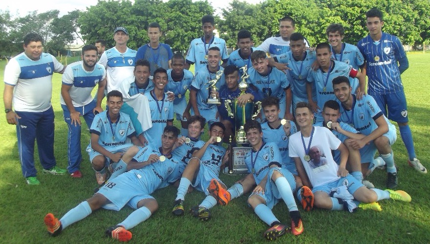 Tubarãozinho é bicampeão pelo Sub-17