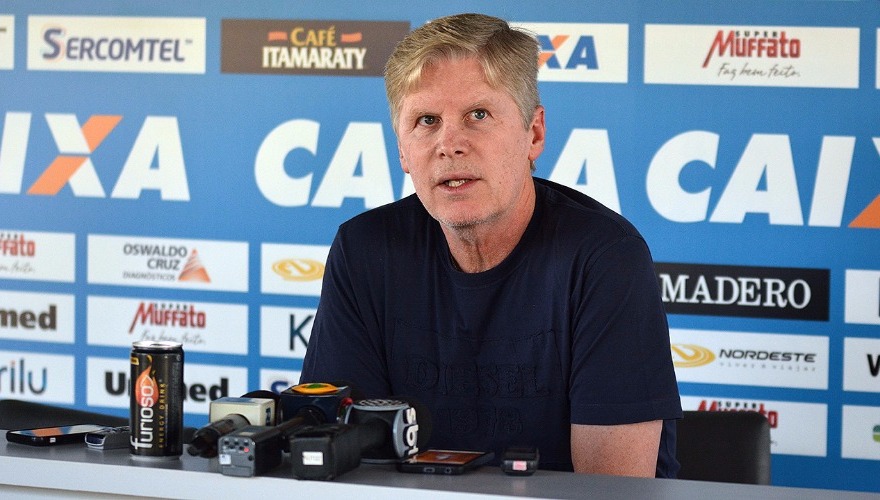 Sergio Malucelli anuncia a permanência de Belusso Sergio Malucelli anuncia a permanência de Belusso