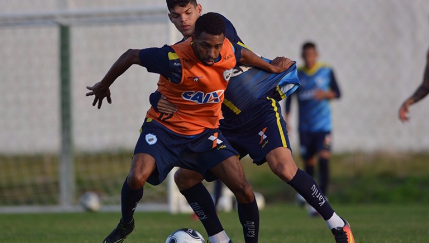 Tubarão pronto para a Semifinal do PR-2017