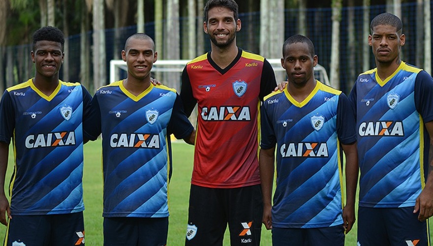 Destaques da Copa SP treinam com o elenco principal do LEC