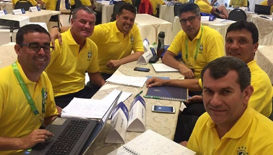 Técnico alviceleste participa de cursos em Teresópolis