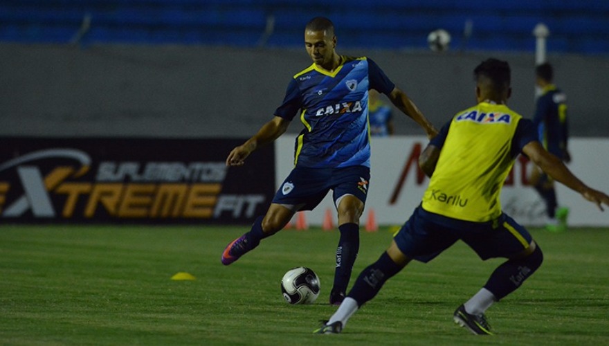 Tubarão retoma os treinos hoje à noite, no Estádio do Café