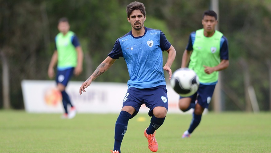 Tubarão finaliza preparação e enfrenta o Rio Branco amanhã Tubarão finaliza preparação e enfrenta o Rio Branco amanhã