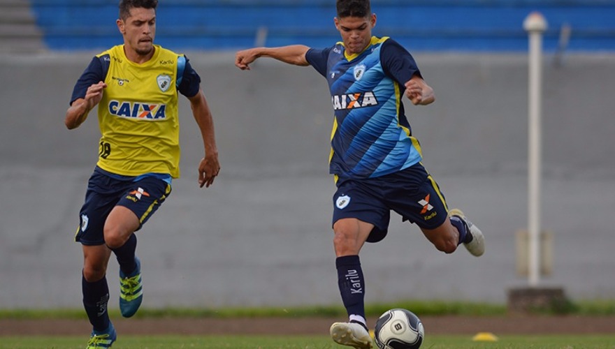 Agenda de treinos para o jogo da volta das Quartas de Final