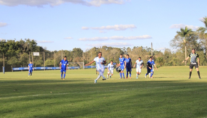 Juniores emplacam a décima vitória consecutiva no Estadual 